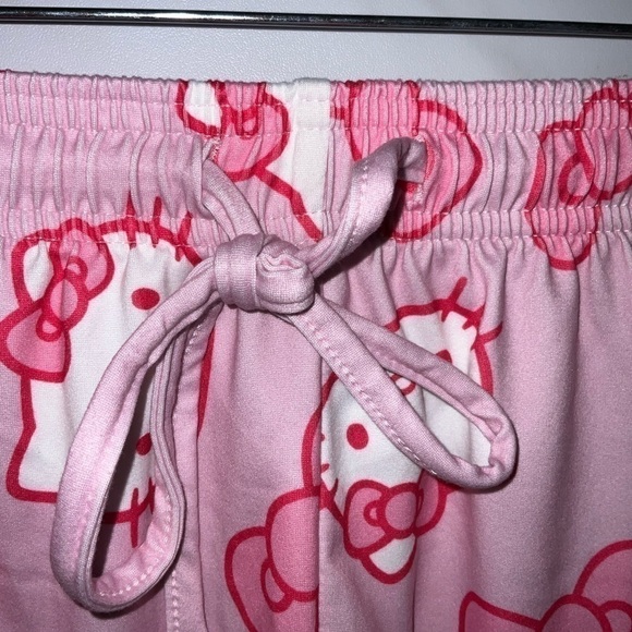 Hello Kitty pajama pants- large - Picture 5 of 7